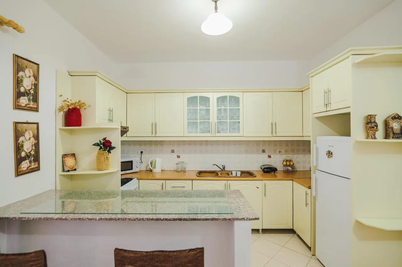Apartment Vila Fredi Ksamil