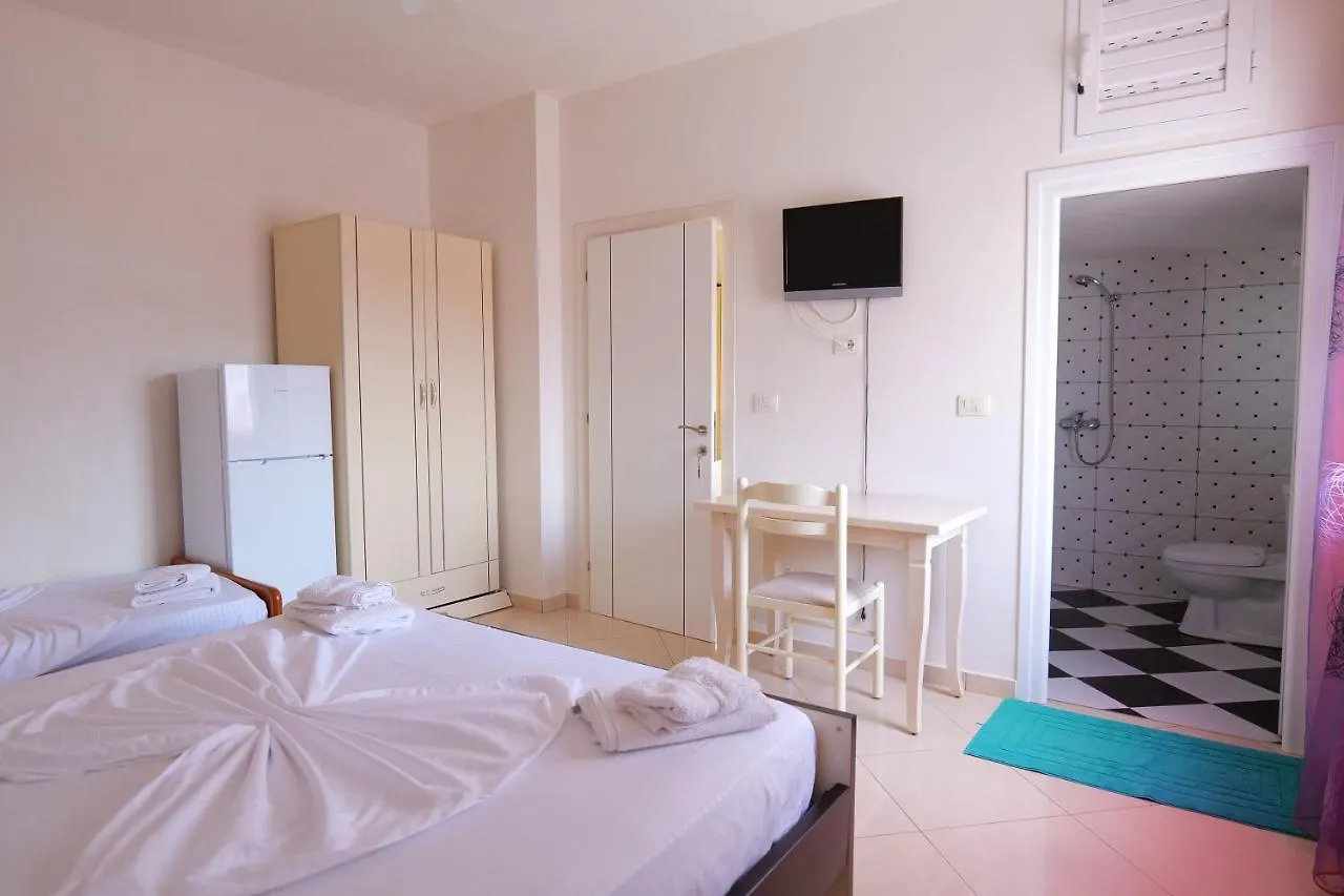 Vila Fredi Ksamil